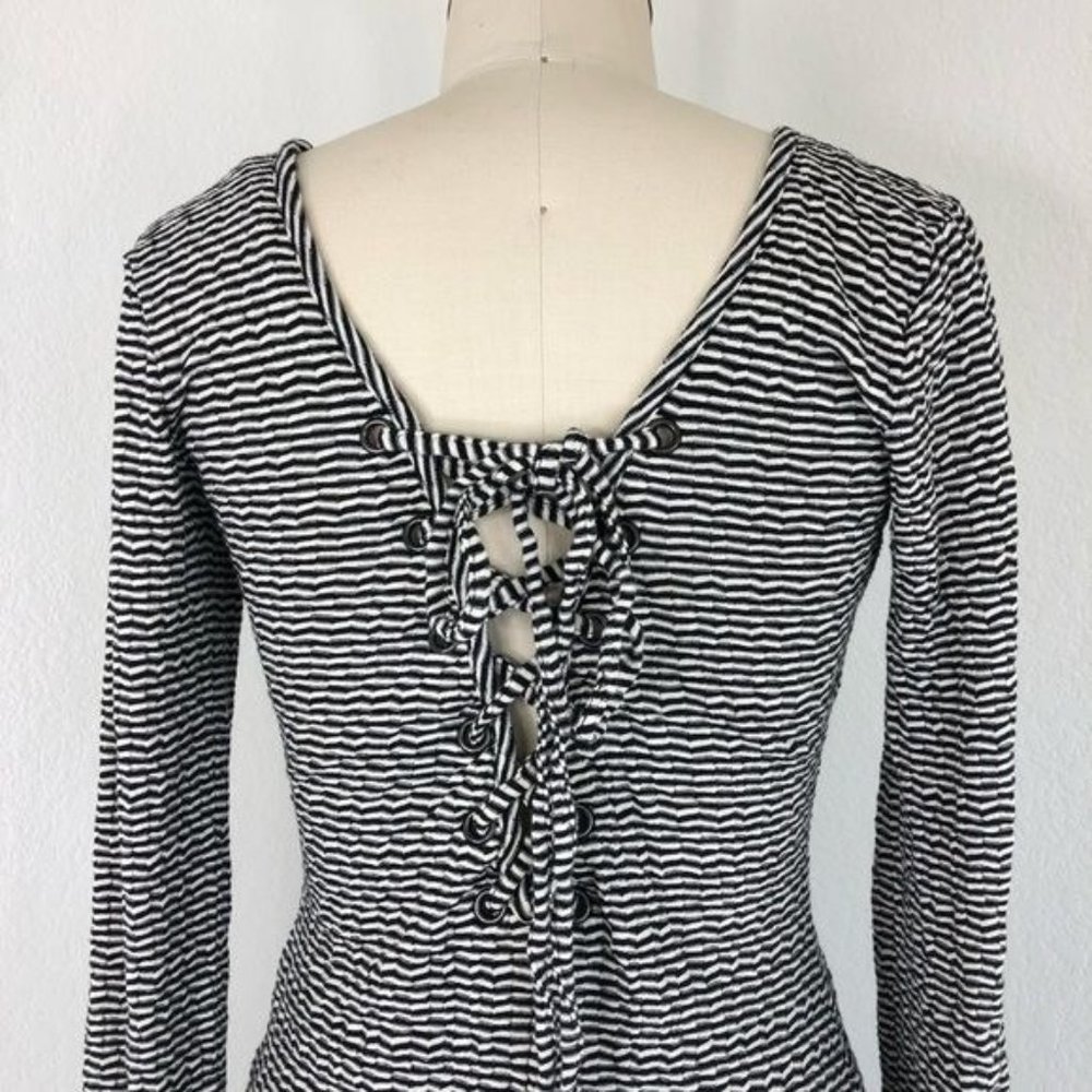 Marissa Webb Rosa Lace Up Tee Reversible - Picture 5 of 11